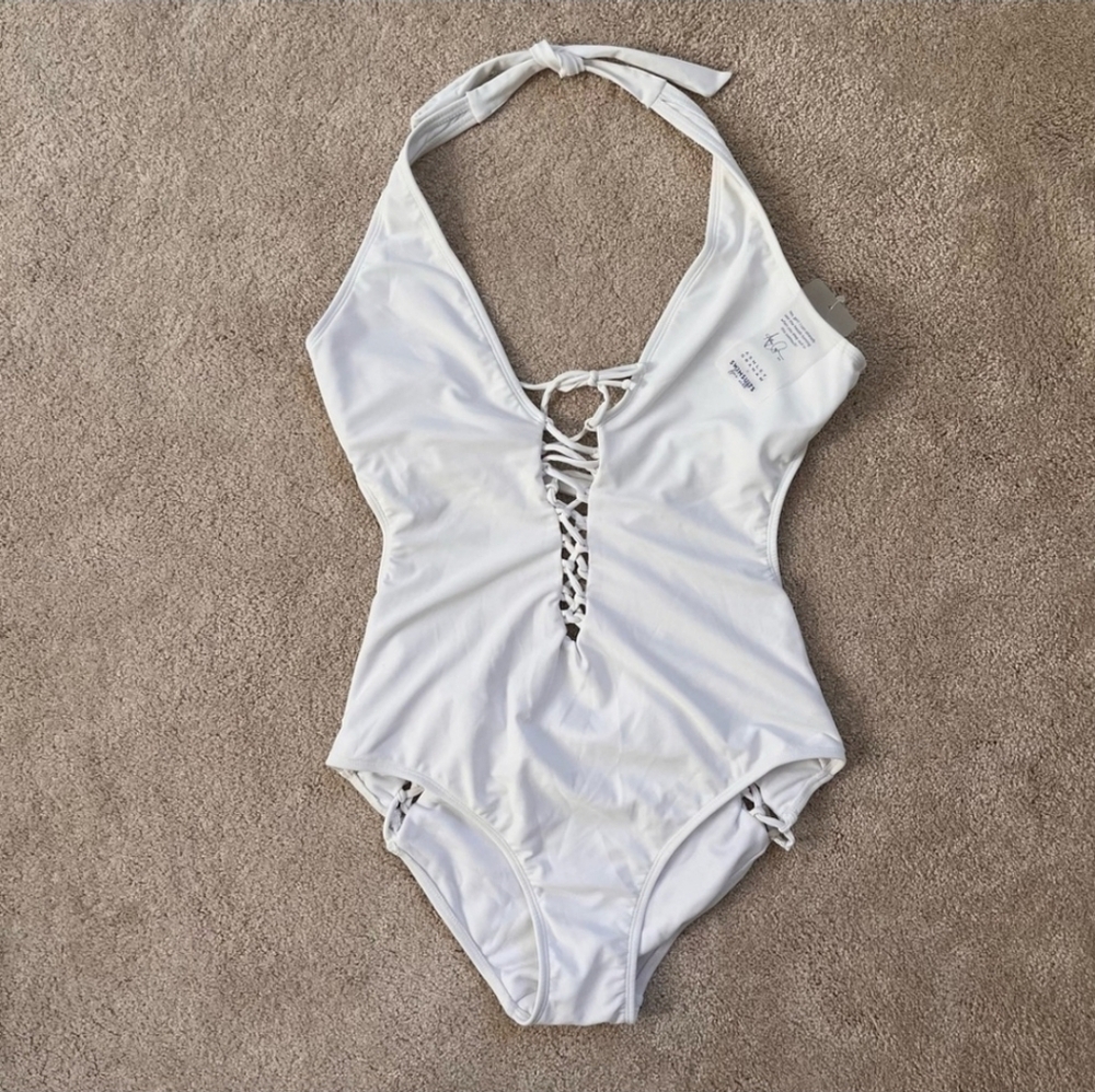 Ashley Graham White One Piece Swimsuit Lace Up With Cutouts Monokini Size 18 NWT - Picture 7 of 17